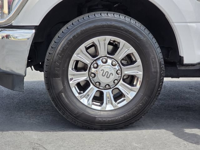 Certified 2019 Ford F350 King Ranch w/ Chrome Package RWD image 38