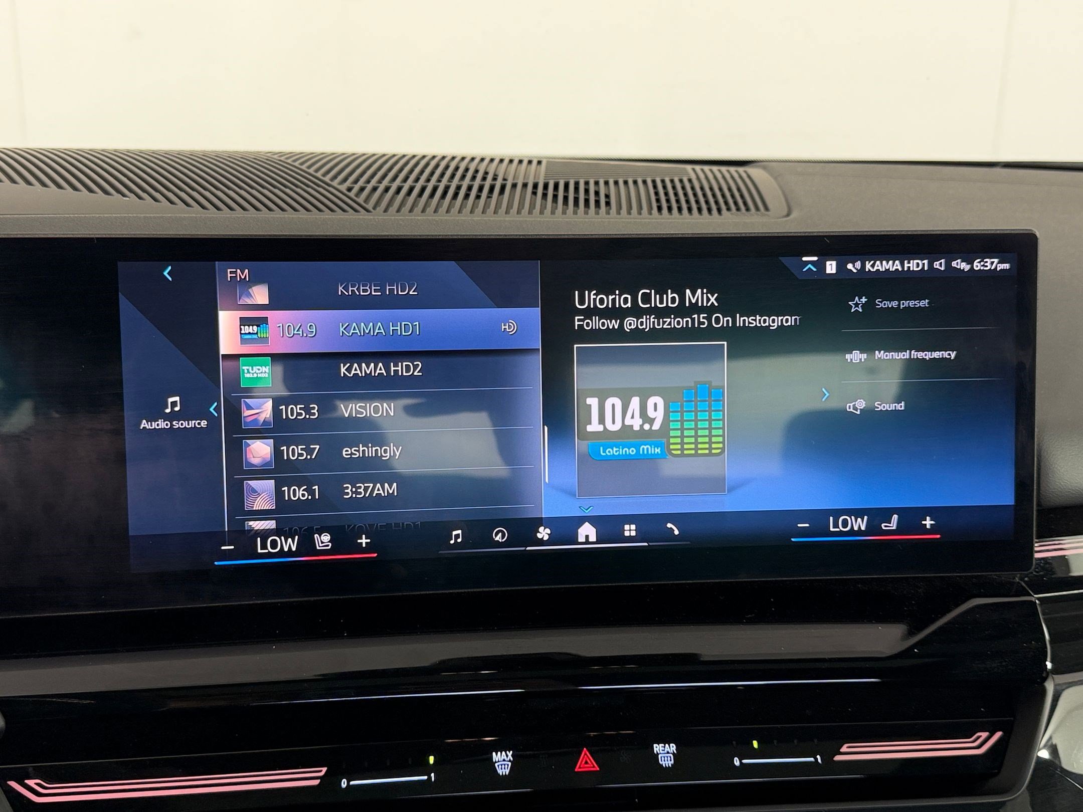 Certified 2025 BMW 530i image 23