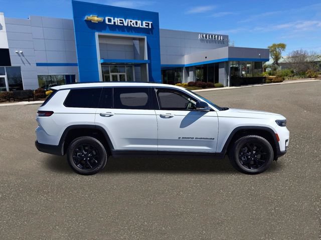 Used 2023 Jeep Grand Cherokee L Limited AWD/4WD image 26