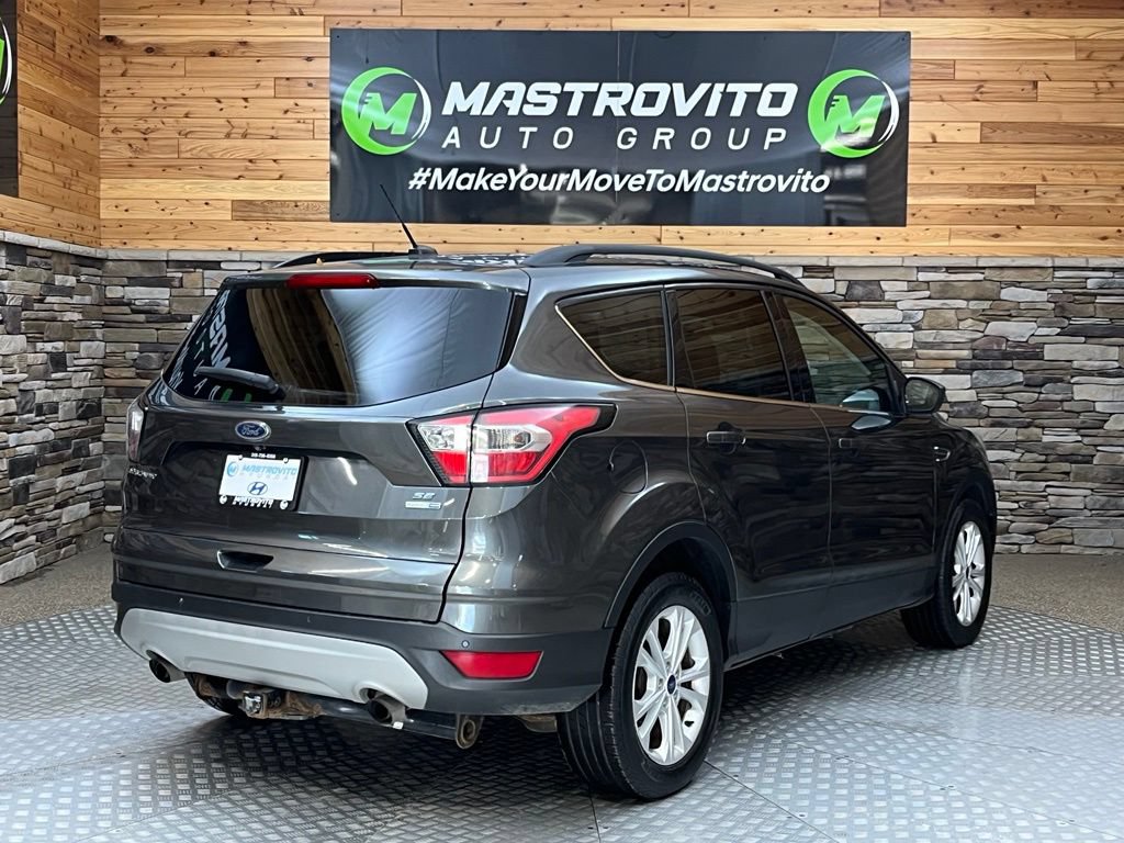 Used 2017 Ford Escape SE w/ SE Leather Comfort Package AWD/4WD image 20