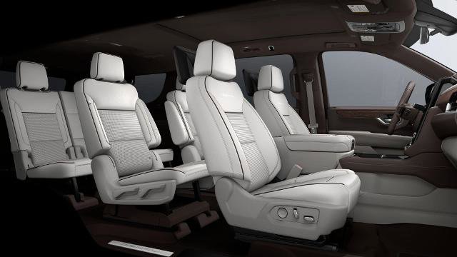 New 2026 GMC Yukon XL Denali w/ Denali Reserve Package image 8