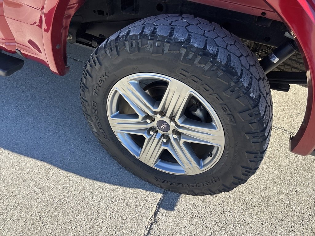 Used 2018 Ford F150 XLT w/ Equipment Group 302A Luxury image 7