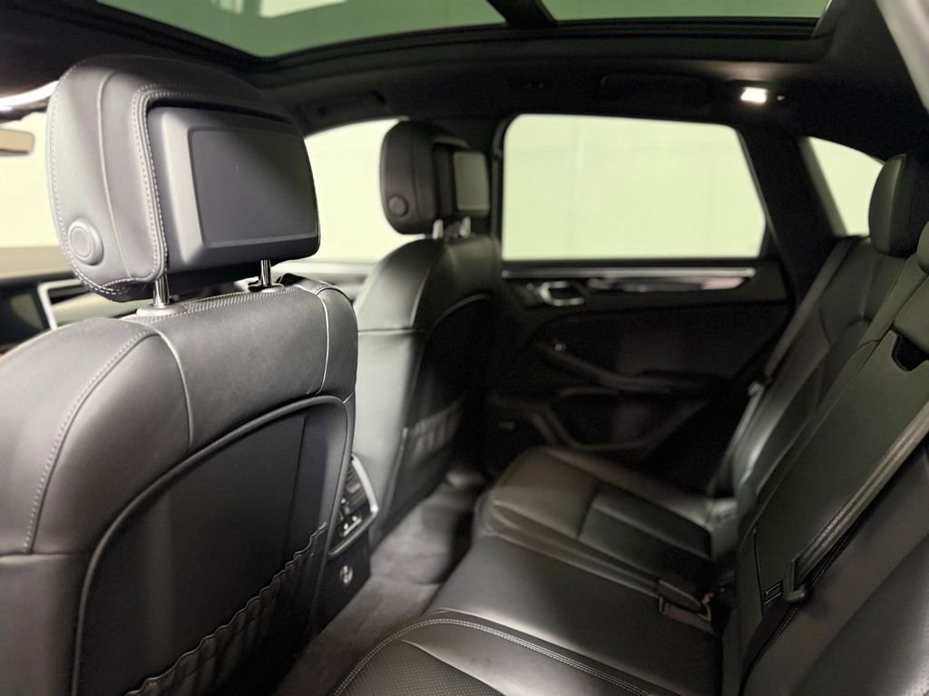 Used 2026 Porsche Macan S image 21