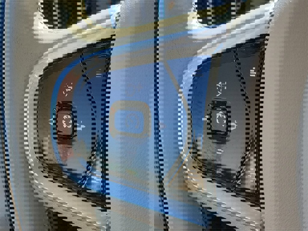 Used 2018 Volvo XC60 T6 Inscription w/ Luxury Seat Package image 26