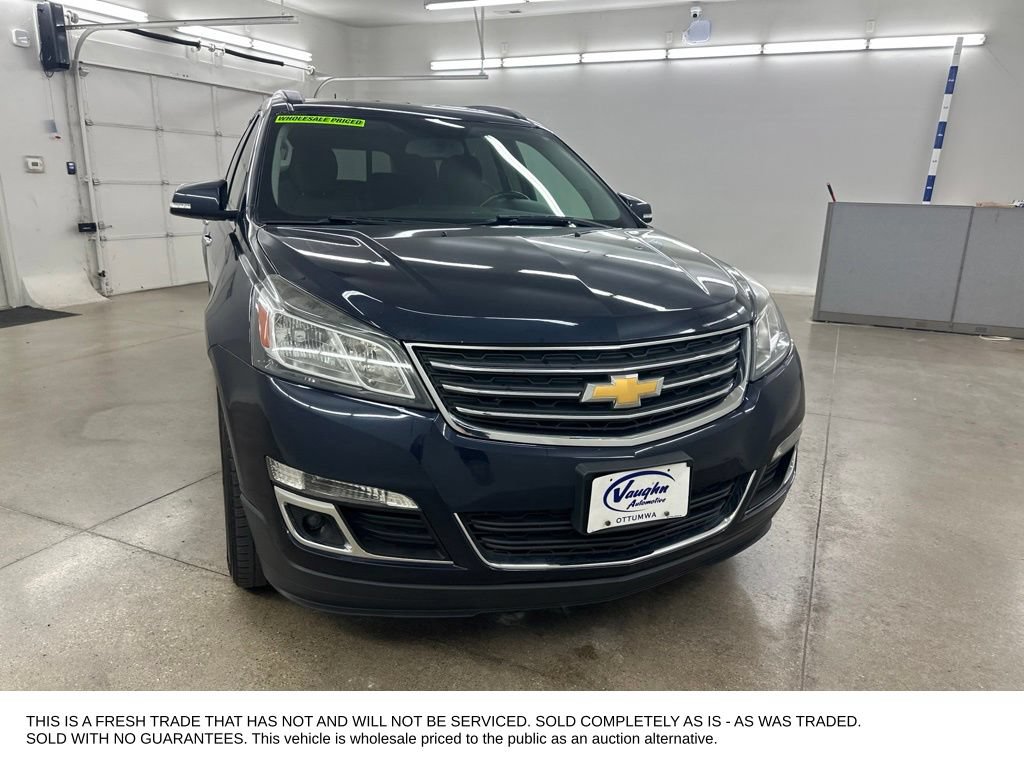 Used 2015 Chevrolet Traverse LT w/ Style and Technology Package FWD image 3
