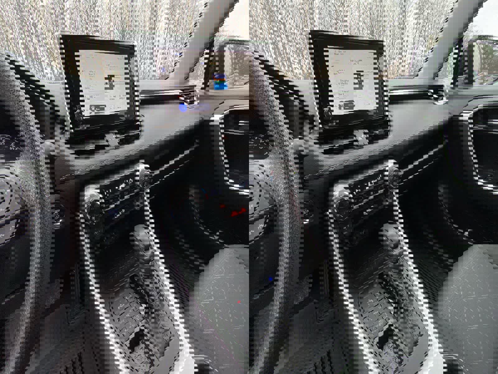 Used 2023 Toyota RAV4 XLE w/ Convenience Package image 23