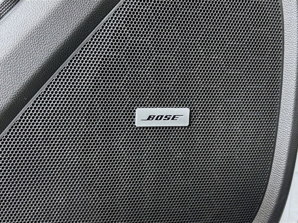 Used 2023 Chevrolet Traverse Premier image 21