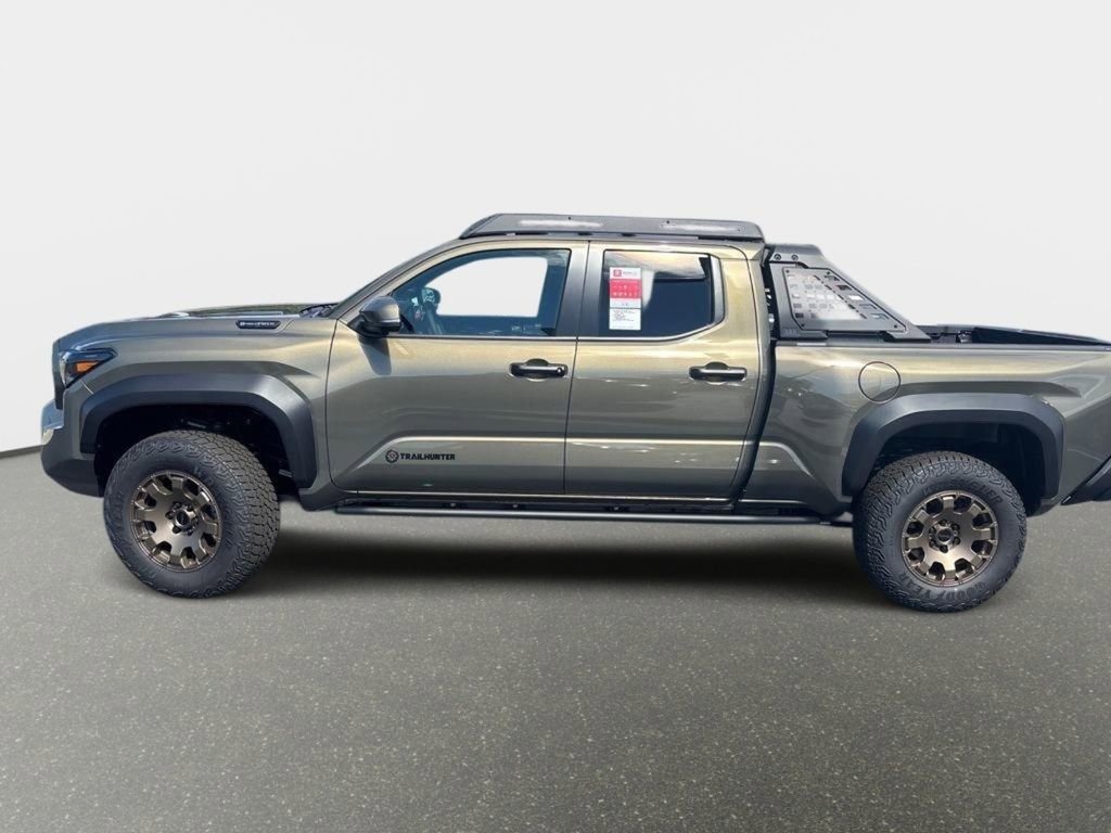 New 2025 Toyota Tacoma Trailhunter image 3
