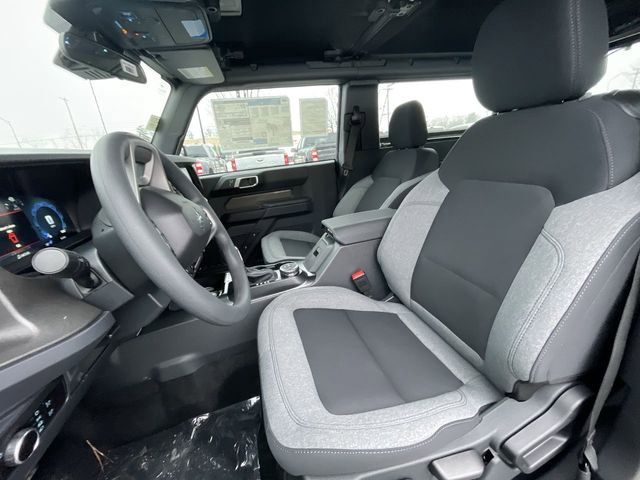 New 2025 Ford Bronco Base image 14