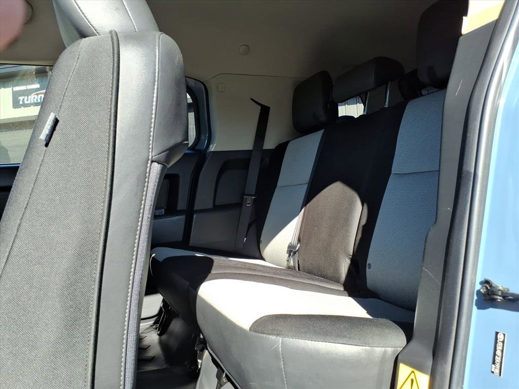 Used 2014 Toyota FJ Cruiser 4WD image 9