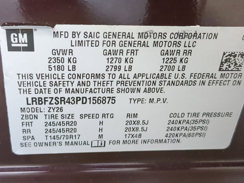 Used 2023 Buick Envision Avenir image 35