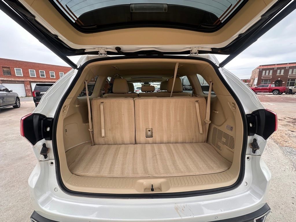 Used 2017 Toyota Highlander Limited image 10