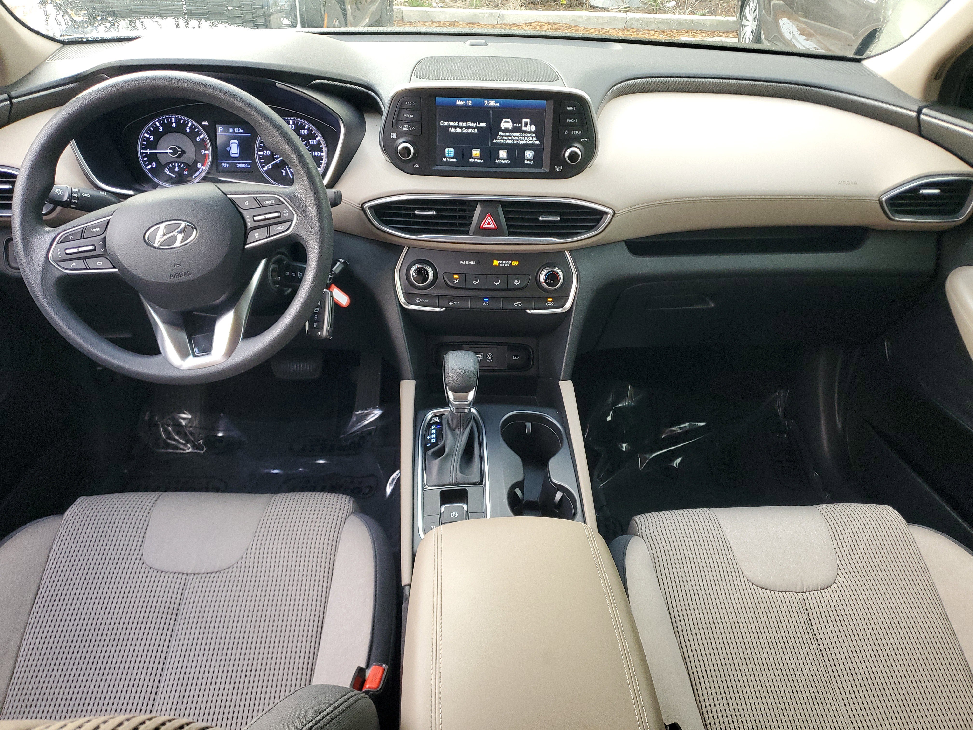 Used 2019 Hyundai Santa Fe SE image 12