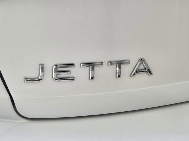 Certified 2022 Volkswagen Jetta SEL FWD image 10