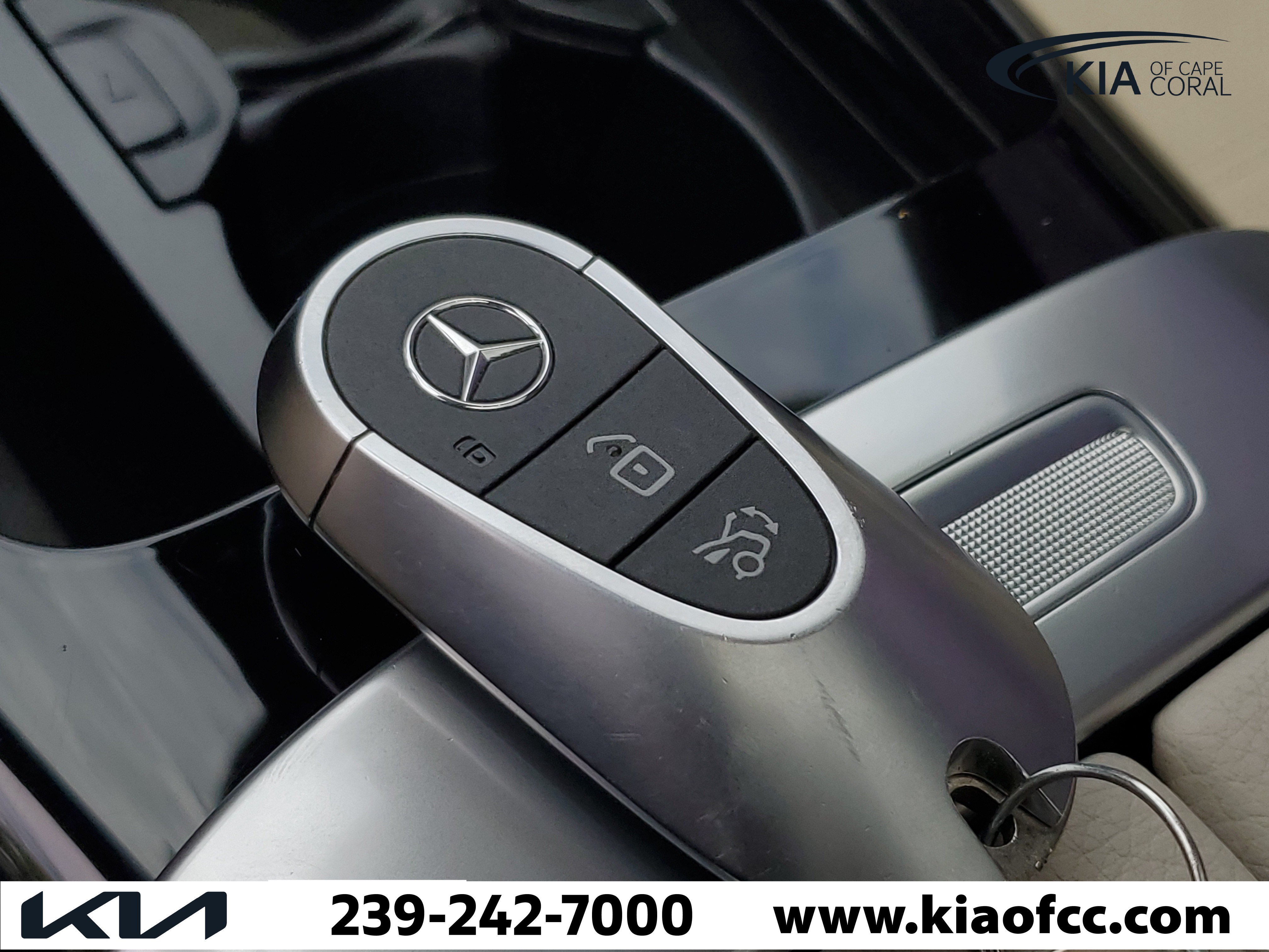 Used 2023 Mercedes-Benz C 300 Sedan image 28