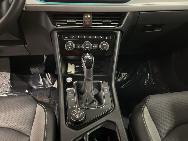 Certified 2023 Volkswagen Taos SEL AWD/4WD image 22