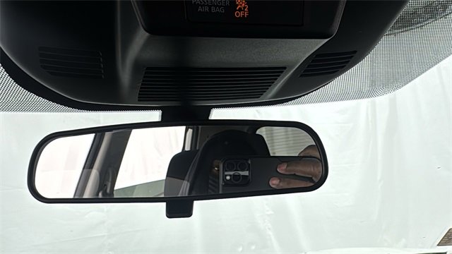 Used 2023 Nissan Rogue SV image 31