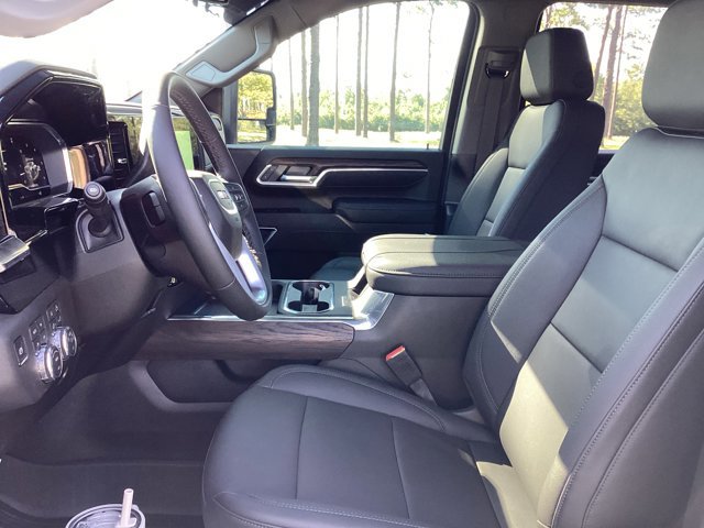 New 2025 GMC Sierra 2500 SLT w/ SLT Premium Package image 16