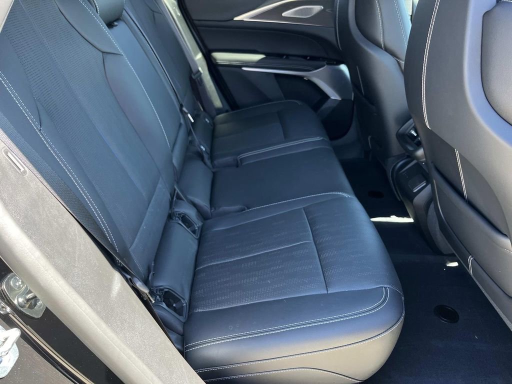 Certified 2024 Cadillac Lyriq Luxury w/ LPO, Floor Liner Package image 21