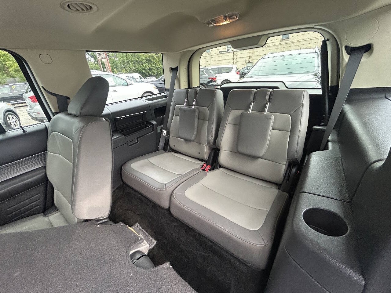 Used 2016 Ford Flex SEL w/ Equipment Group 202A FWD image 8