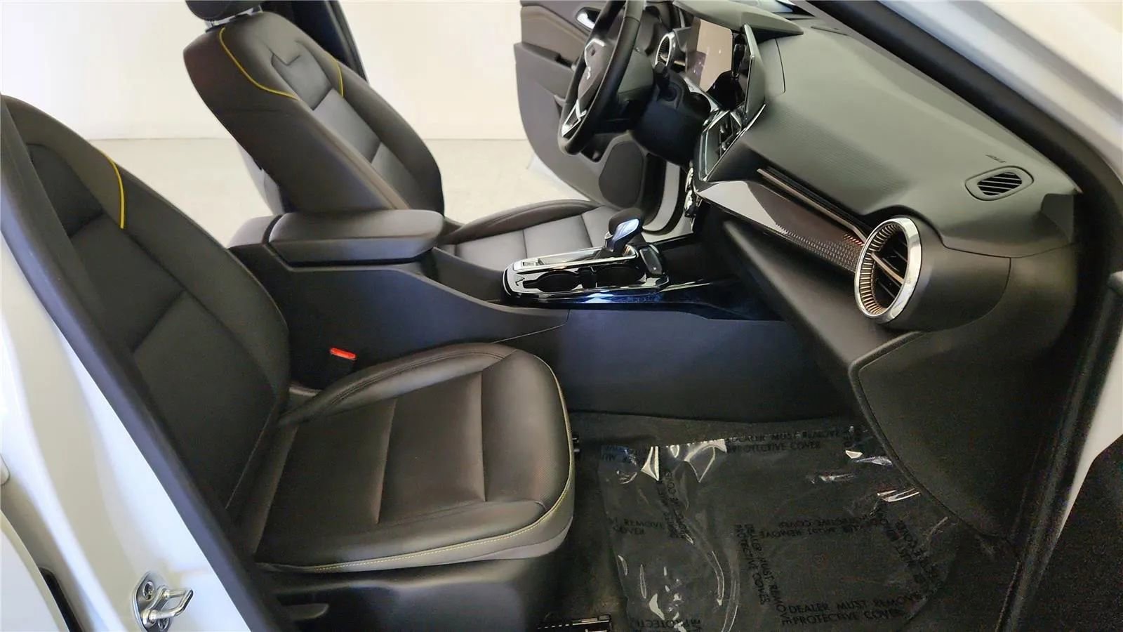Used 2025 Chevrolet Trax ACTIV w/ Driver Confidence Package FWD image 36