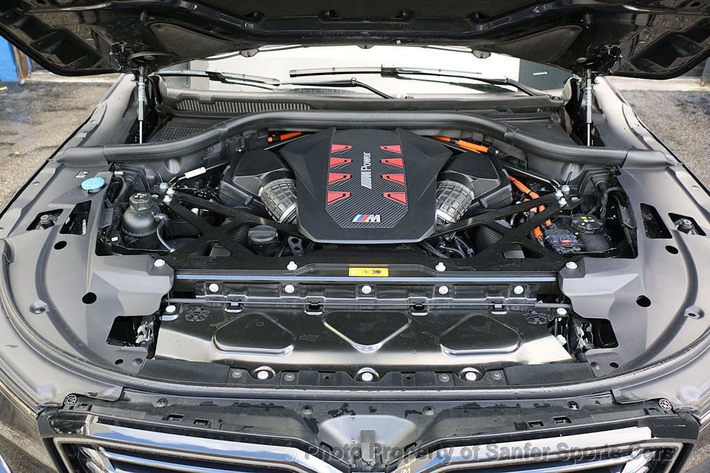 Used 2025 BMW XM image 11