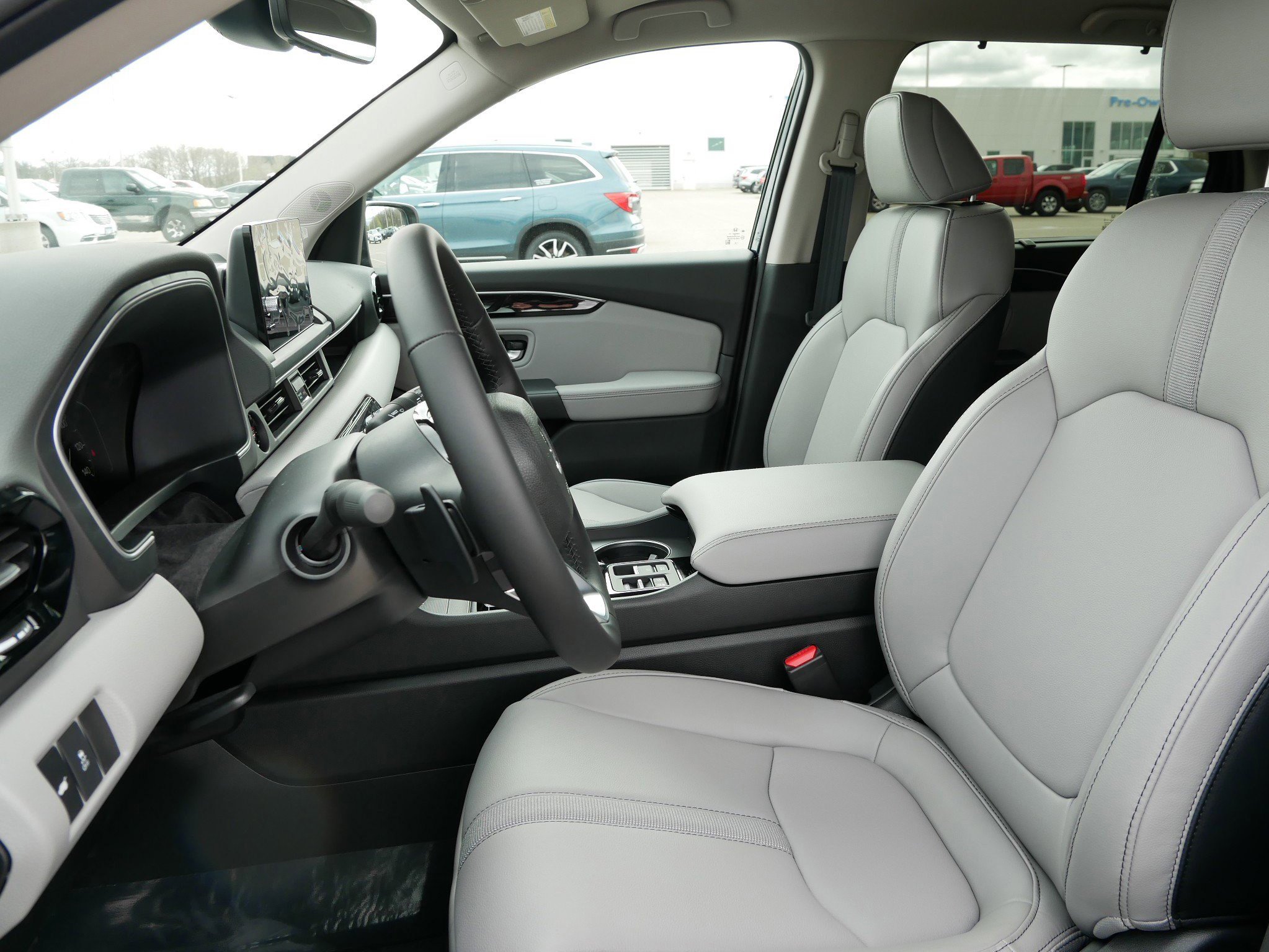 New 2025 Honda Pilot EX-L image 5