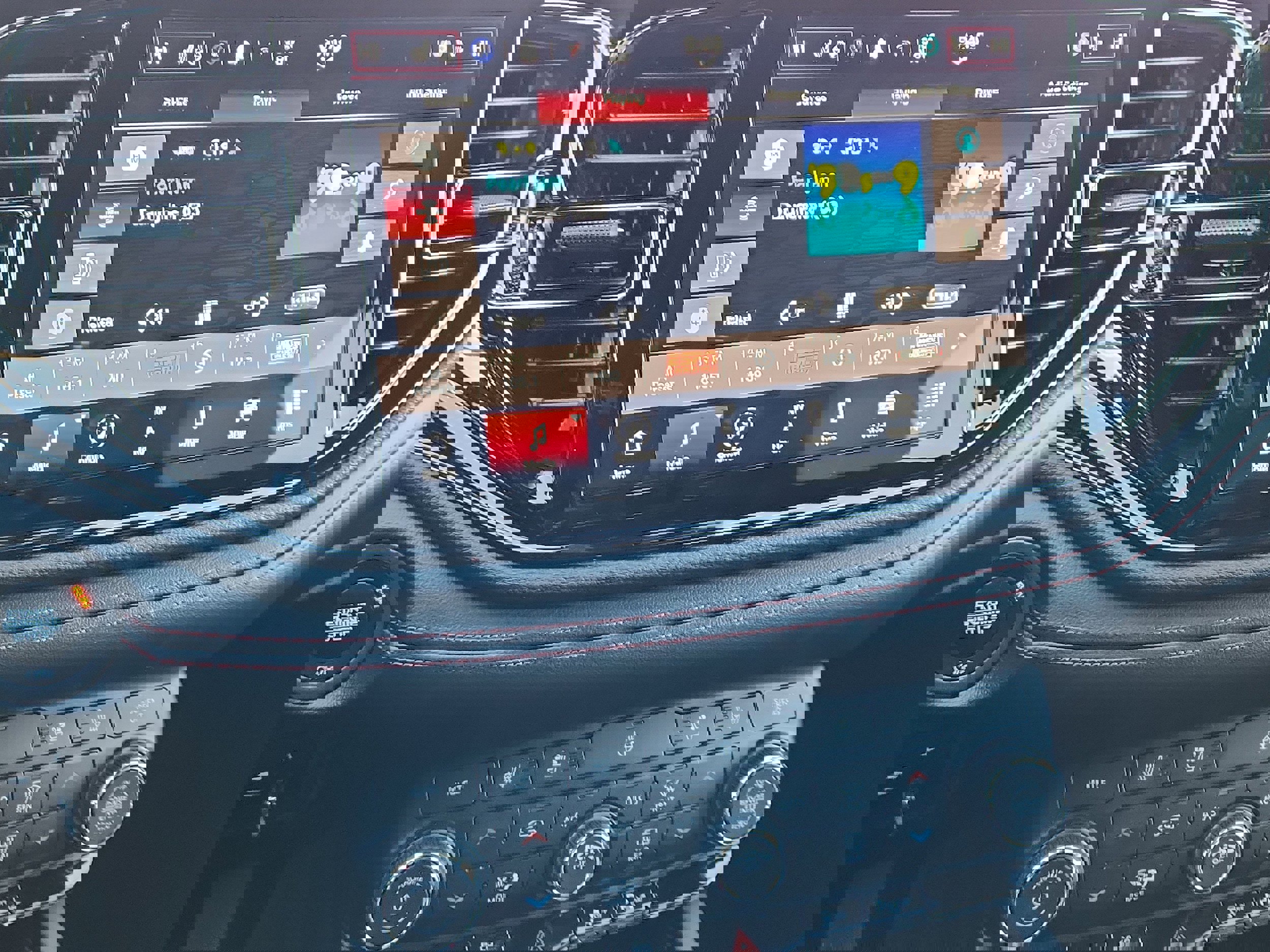 Used 2024 Dodge Durango GT image 20