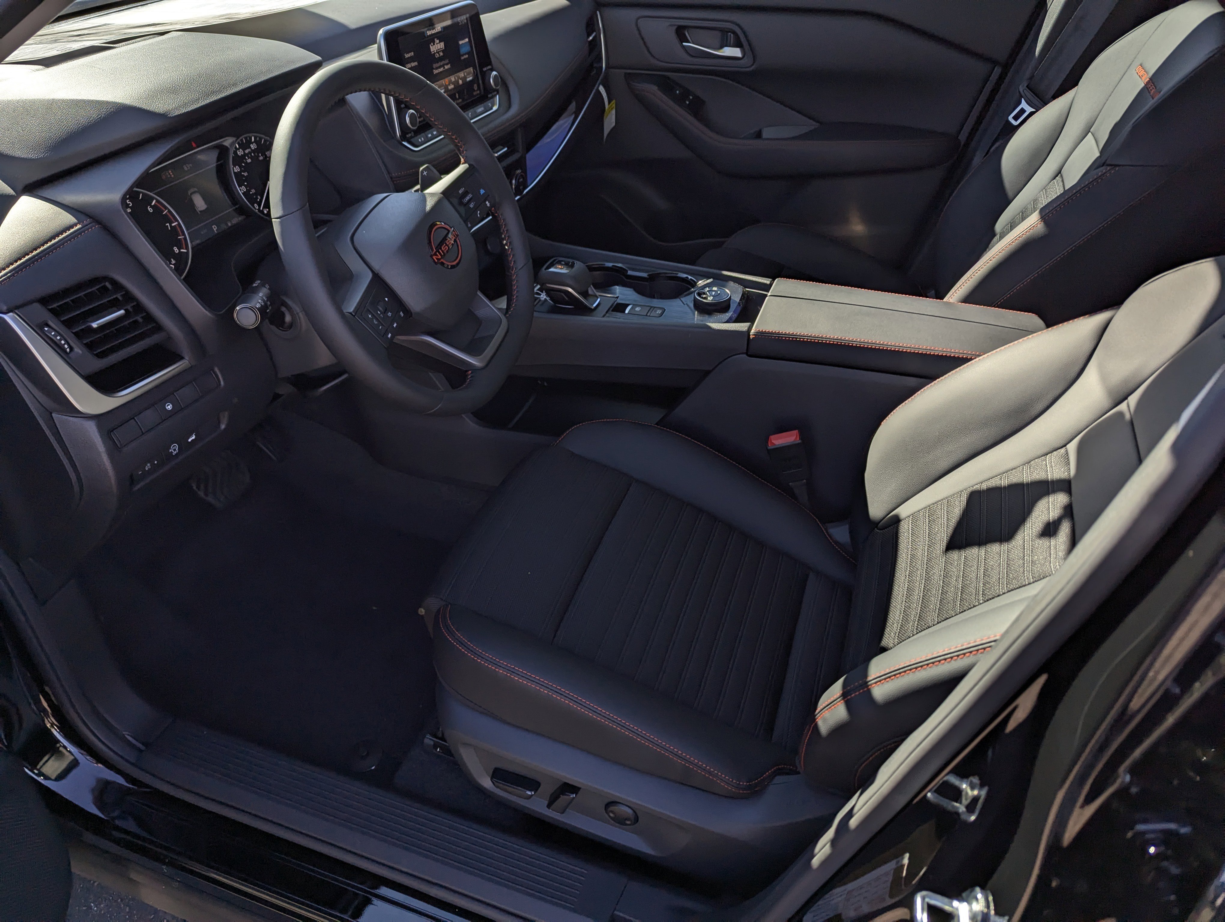 New 2026 Nissan Rogue SV image 9