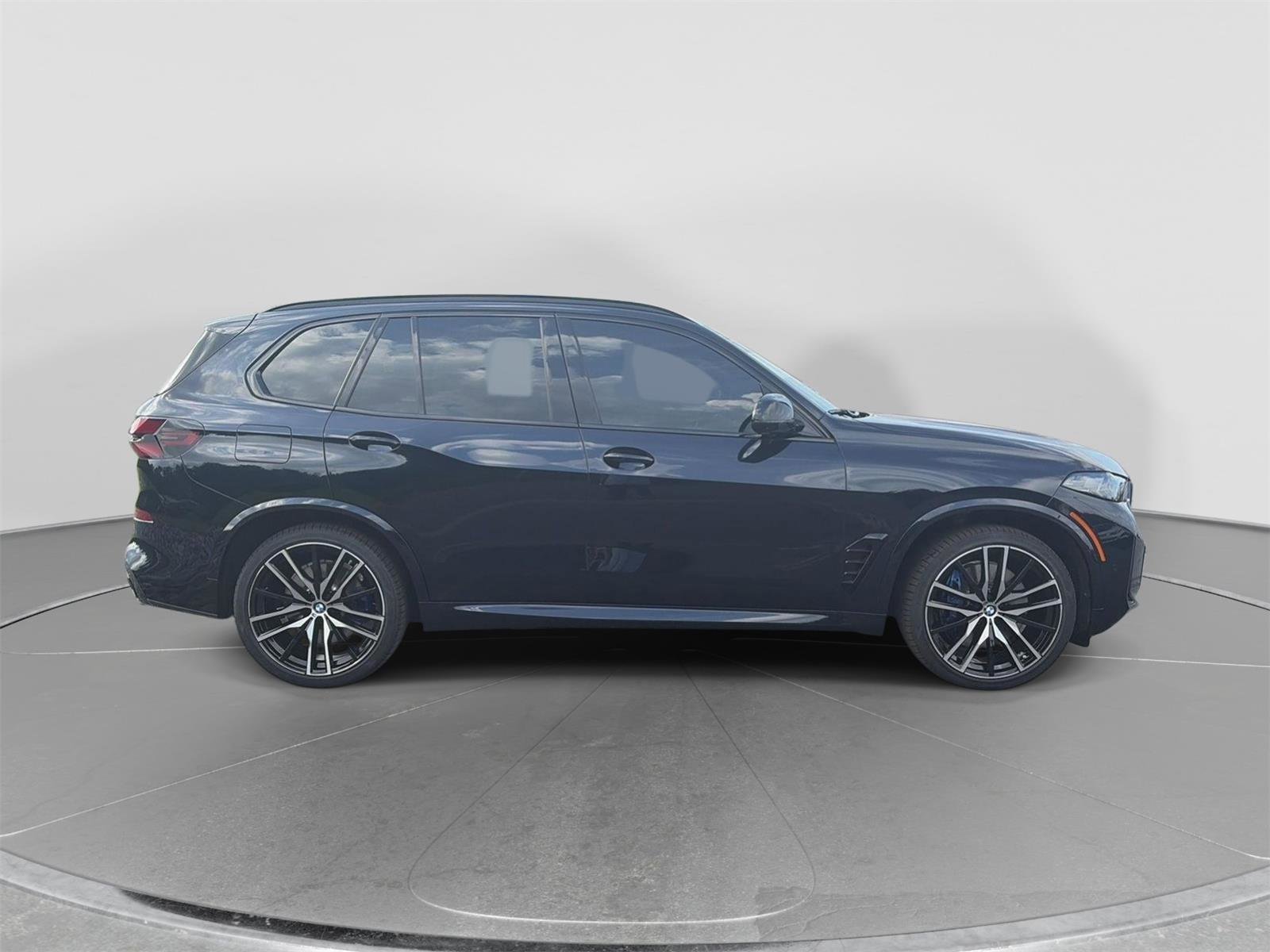 Certified 2025 BMW X5 M60i AWD/4WD image 6