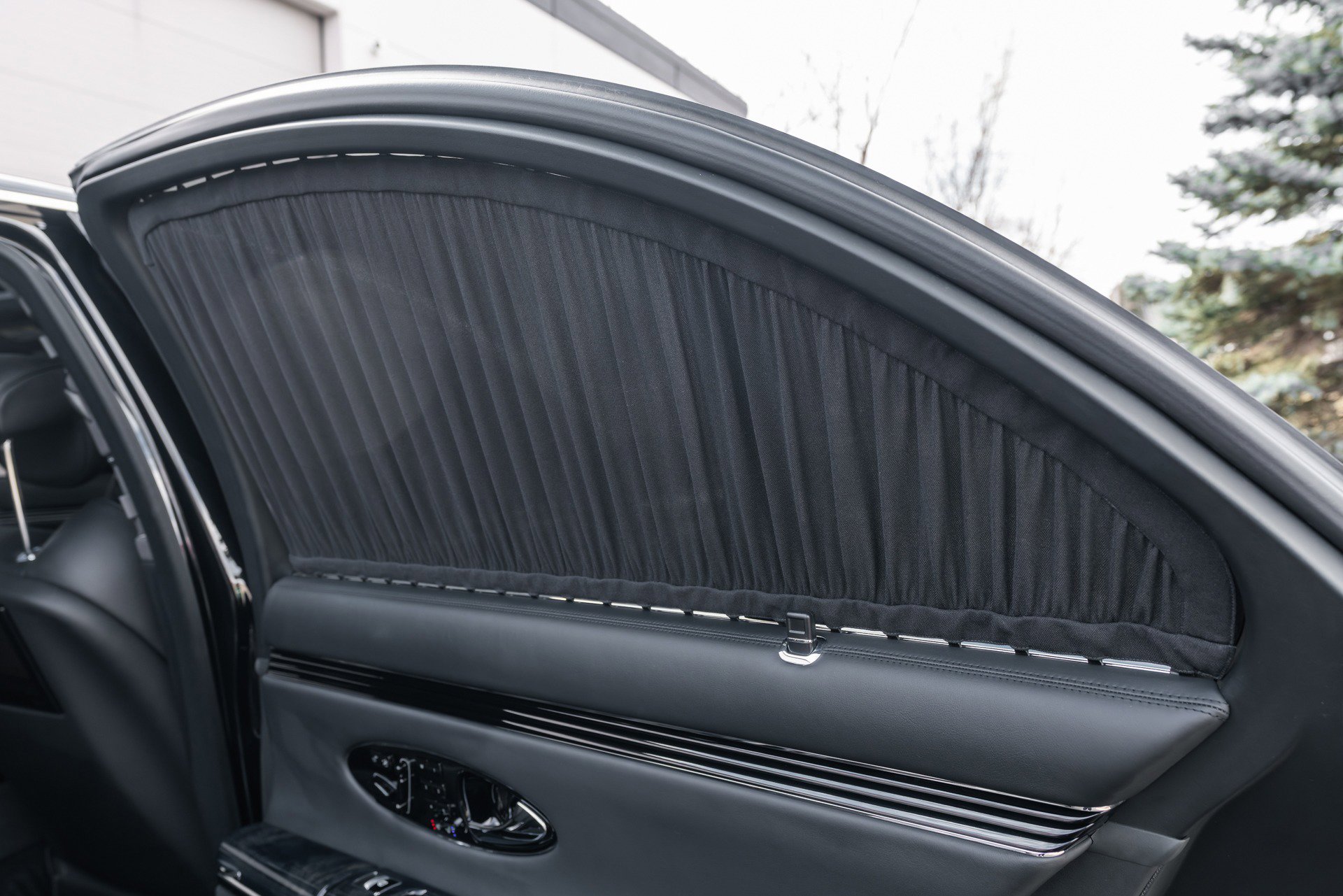 Used 2009 Maybach 57 S image 48