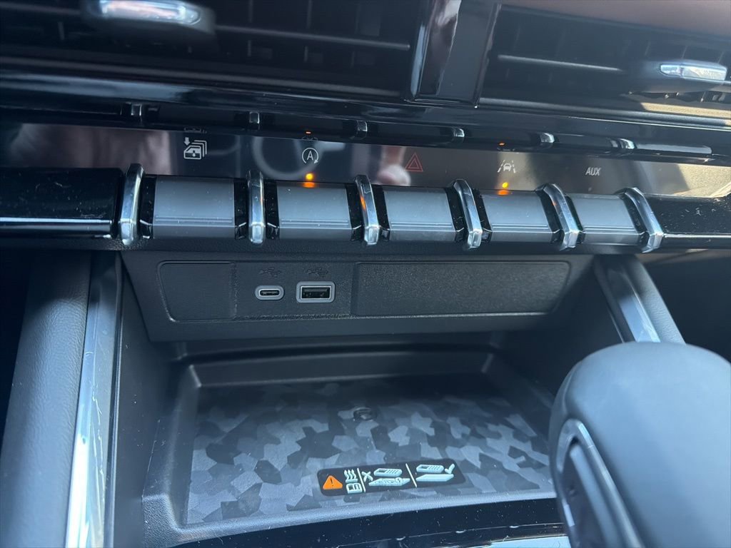 New 2026 GMC Canyon AT4 w/ AT4 Premium Package image 19