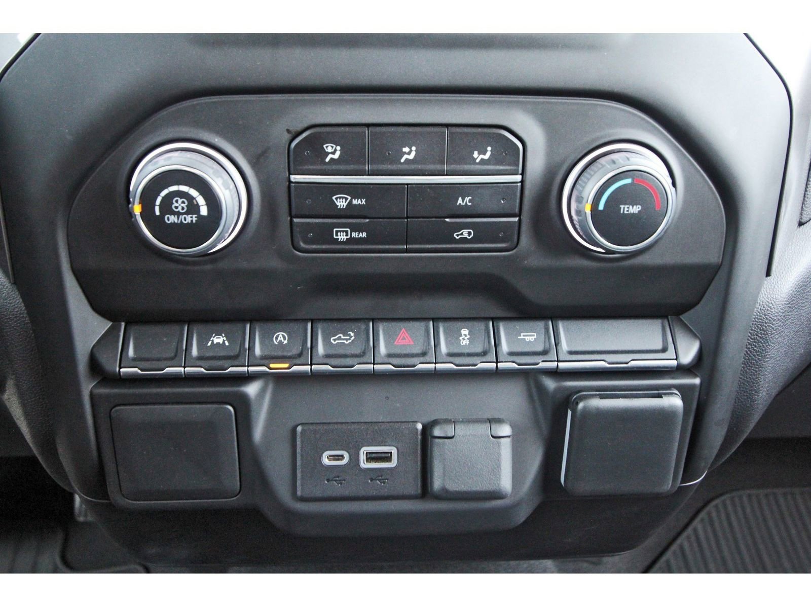 Used 2023 Chevrolet Silverado 1500 Custom image 27