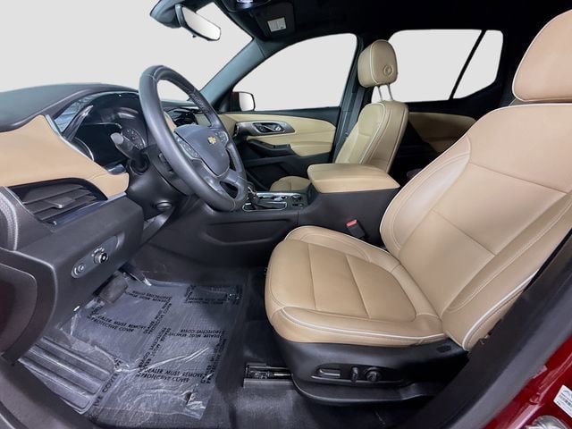 Used 2023 Chevrolet Traverse Premier w/ LPO, Floor Liner Package FWD image 22