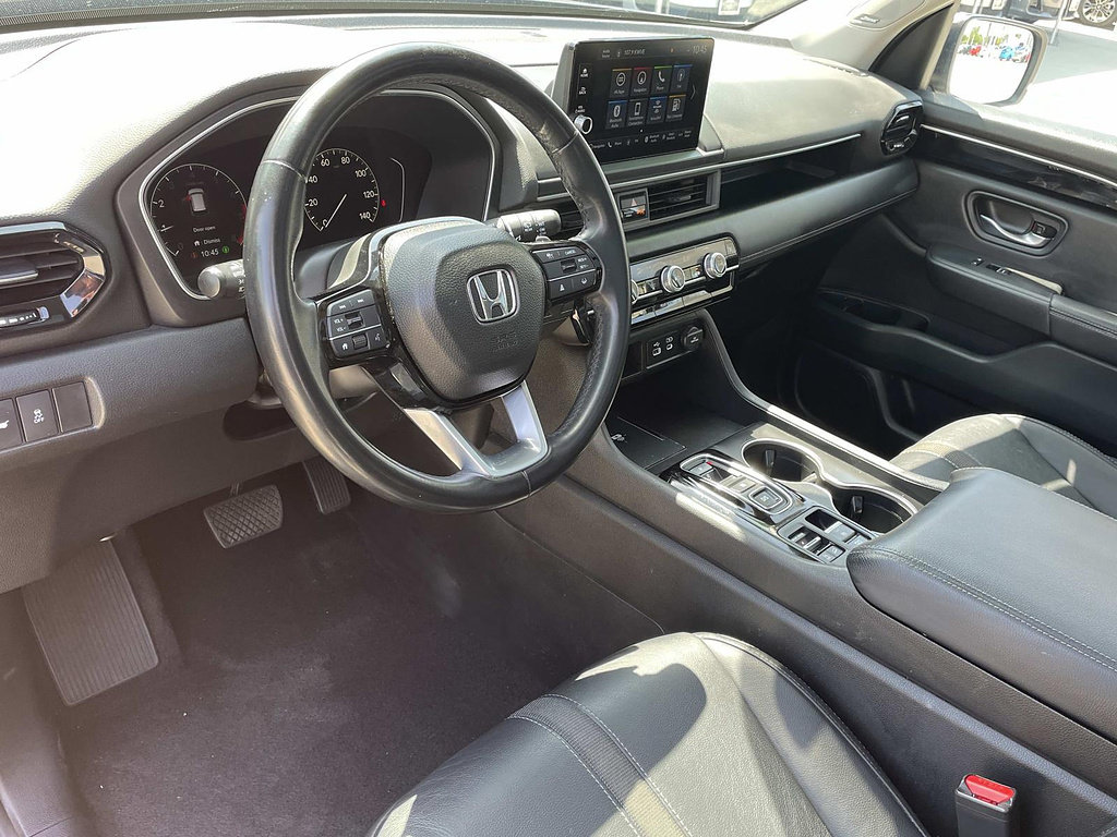 Certified 2024 Honda Pilot Touring image 3