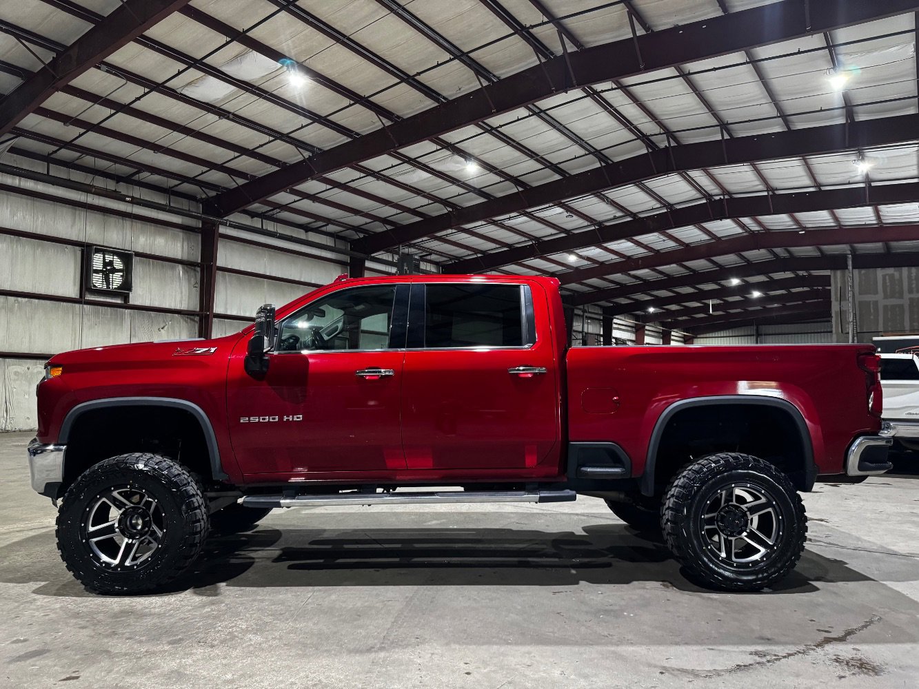 Used 2021 Chevrolet Silverado 2500 LTZ image 8
