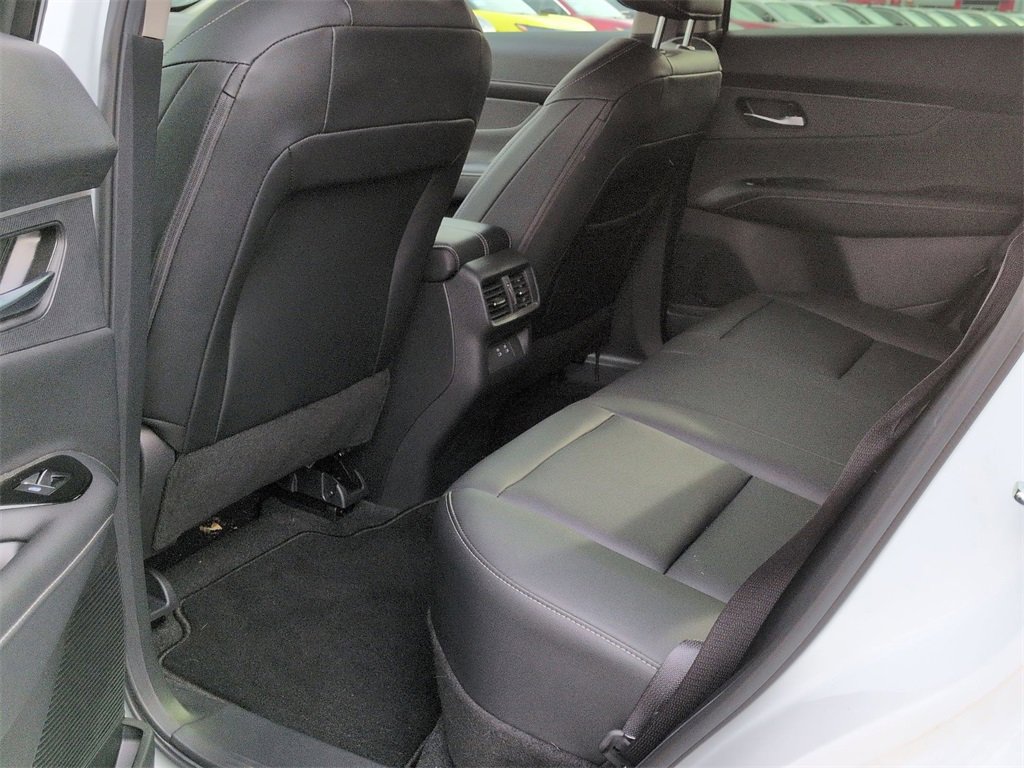 Used 2025 Nissan Murano SV image 16