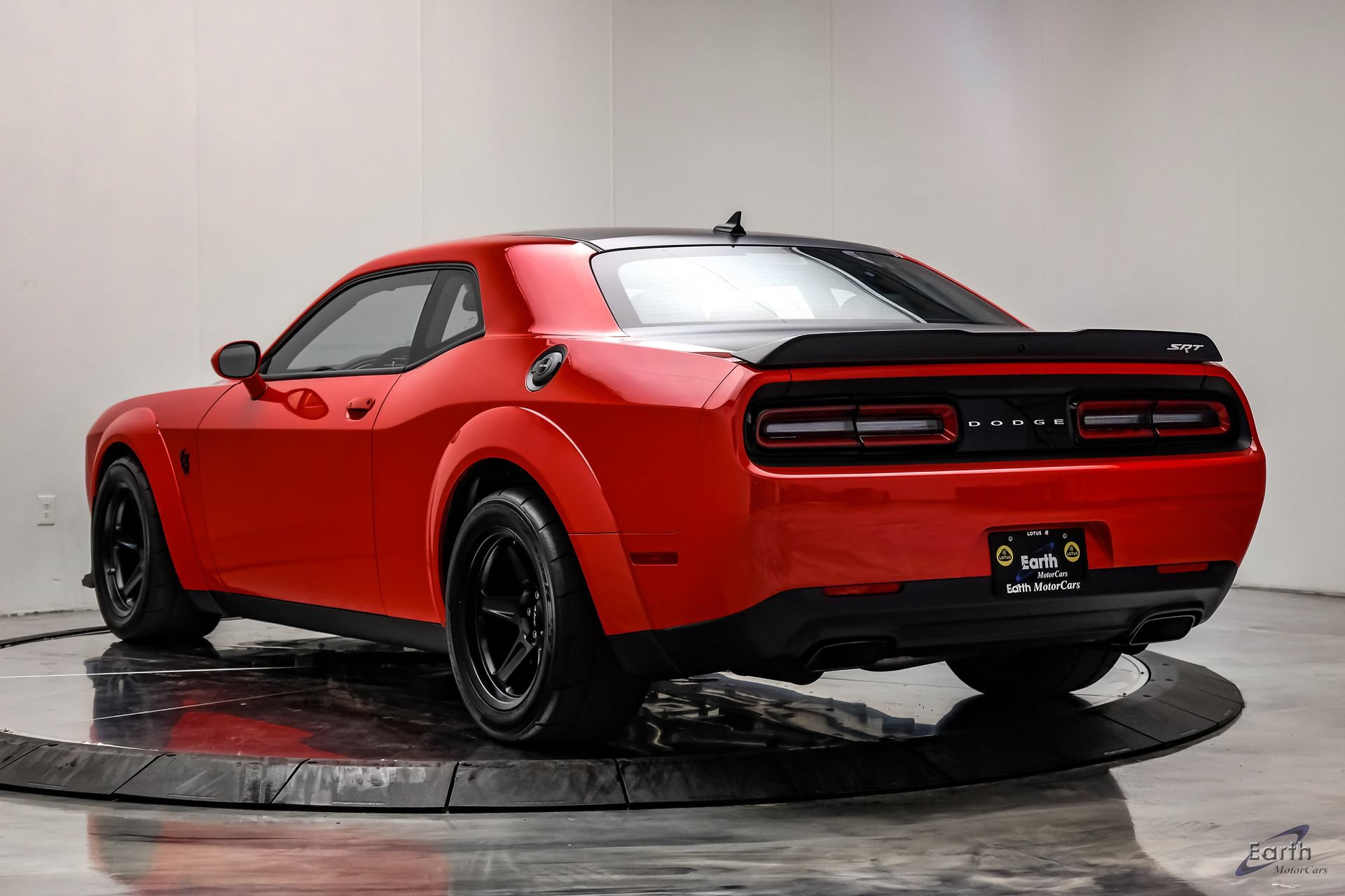 Used 2018 Dodge Challenger SRT Demon RWD image 12