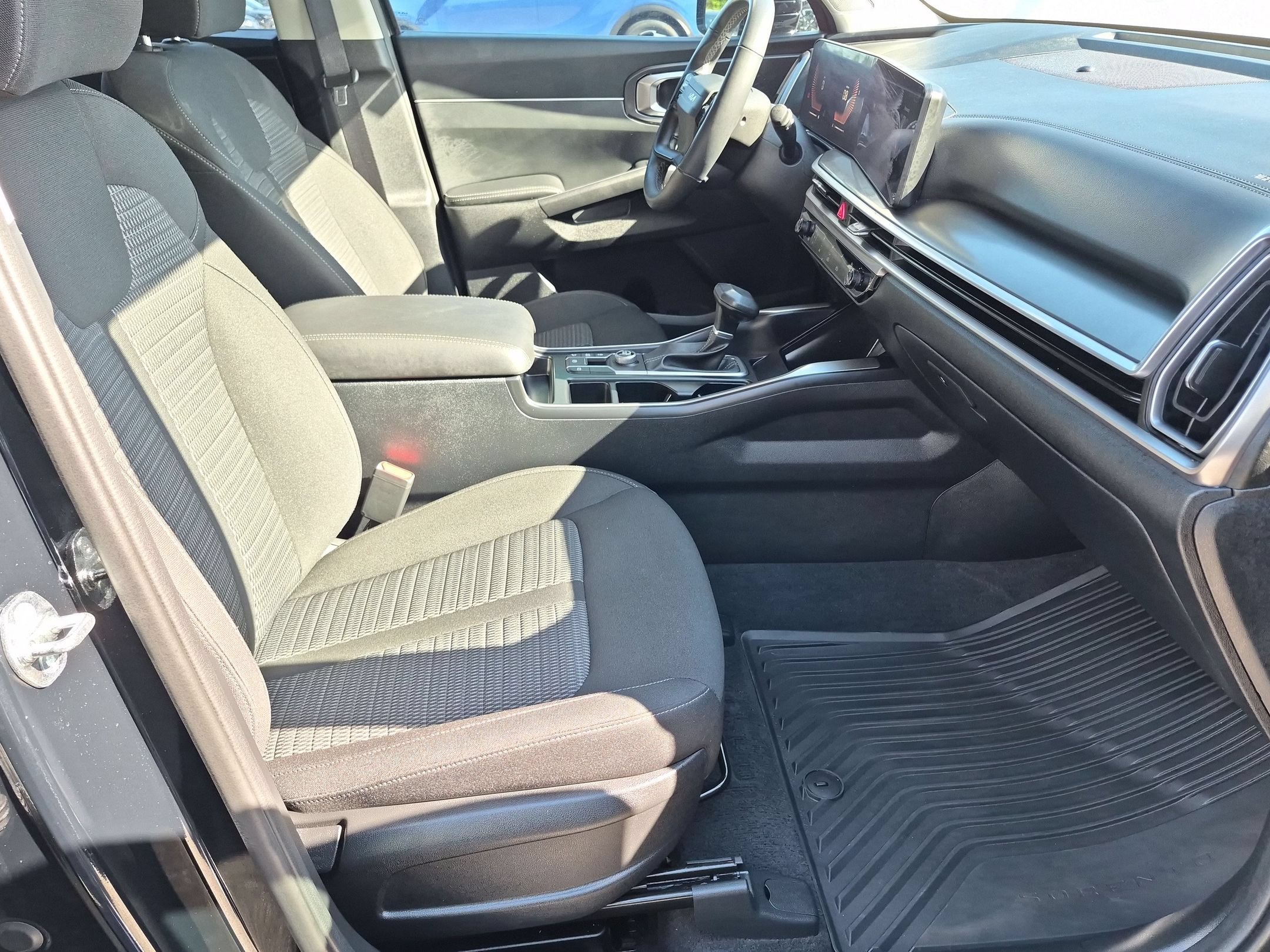Used 2026 Kia Sorento LX FWD image 34