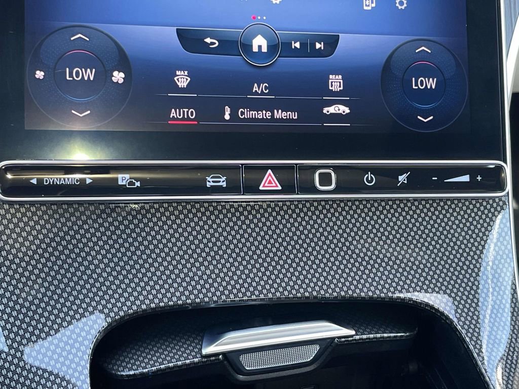 Used 2022 Mercedes-Benz C 300 Sedan image 27