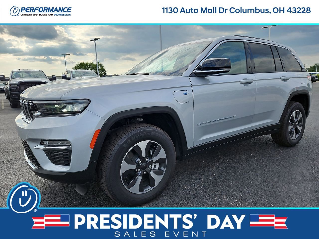 New 2024 Jeep Grand Cherokee Limited 4xe image 3