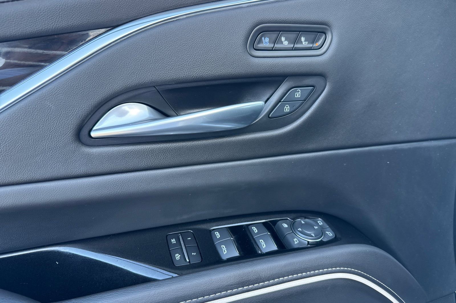 Certified 2024 Cadillac Escalade Sport image 10