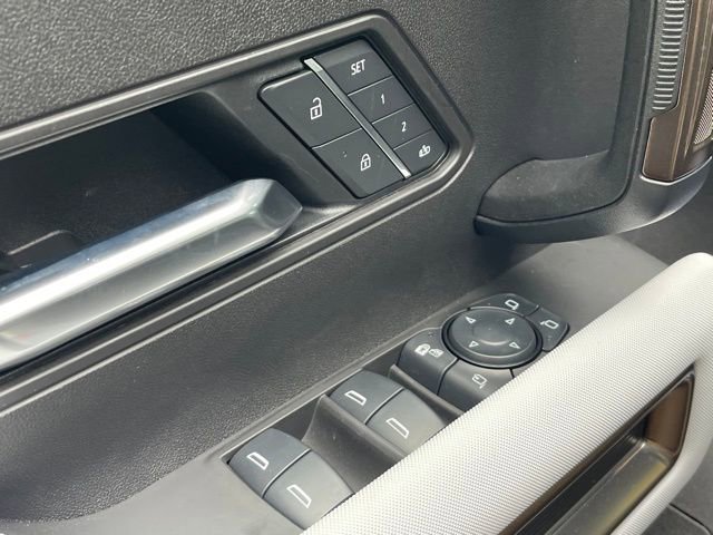 New 2025 GMC Hummer EV 2X image 16