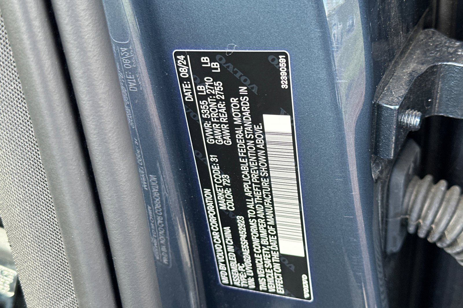 Used 2025 Volvo S90 B6 Plus w/ Protection Package Premier image 34