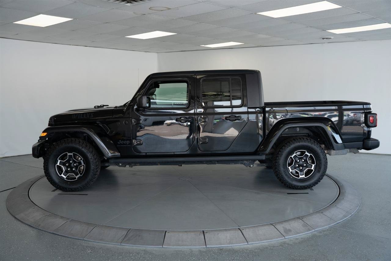 Used 2021 Jeep Gladiator Sport AWD/4WD image 4