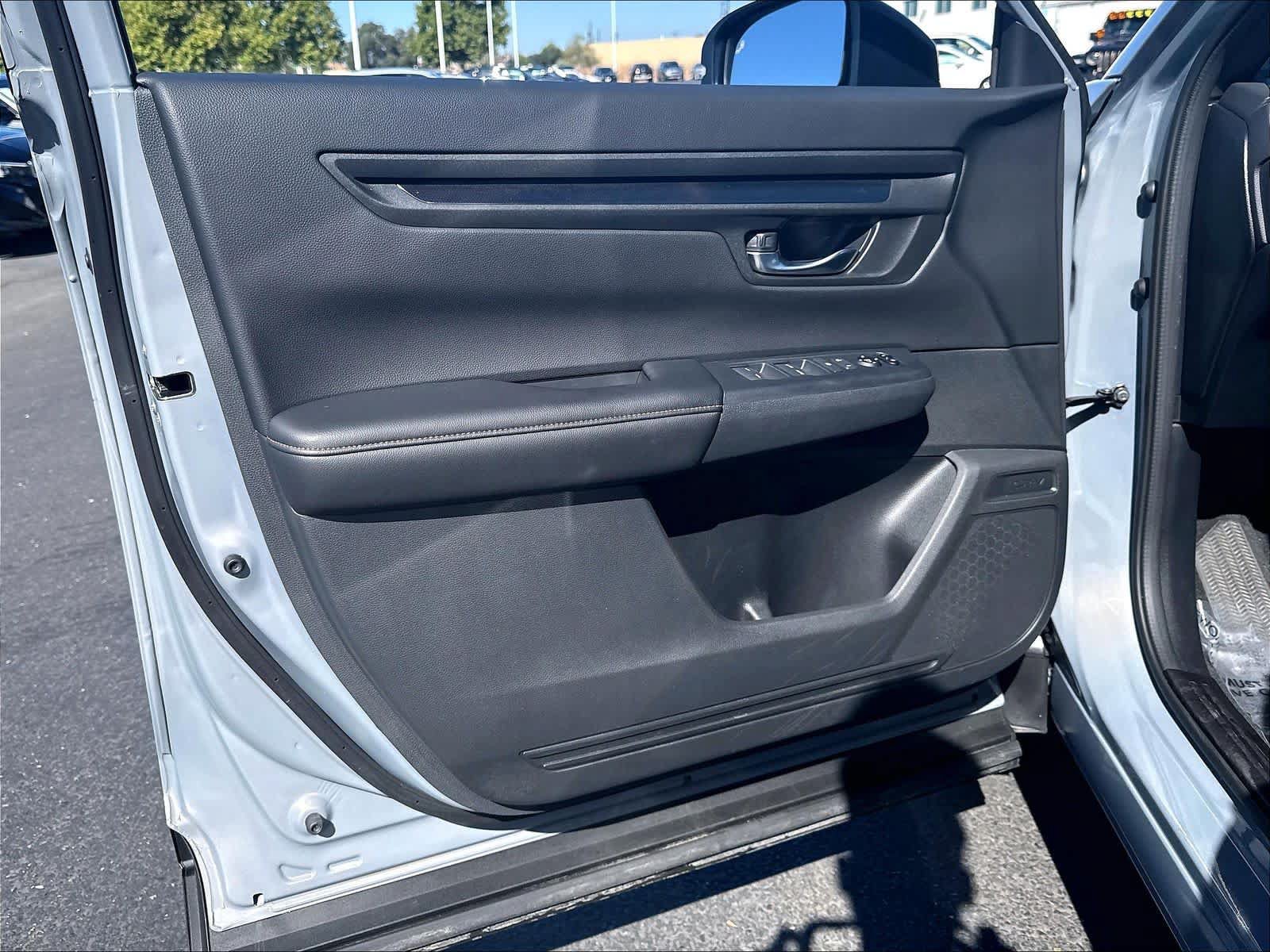 Used 2026 Honda CR-V TrailSport image 22