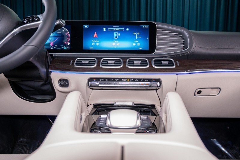 Certified 2026 Mercedes-Benz GLS 450 4MATIC image 19