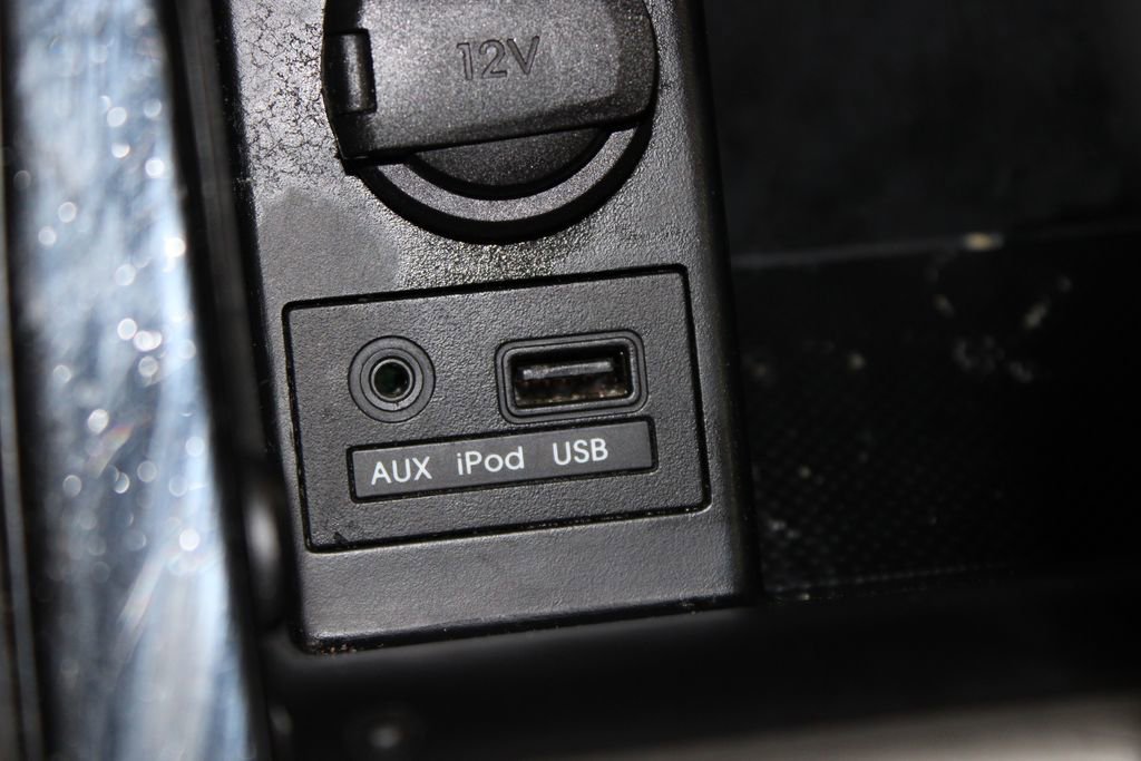 Used 2013 Hyundai Elantra GLS image 37