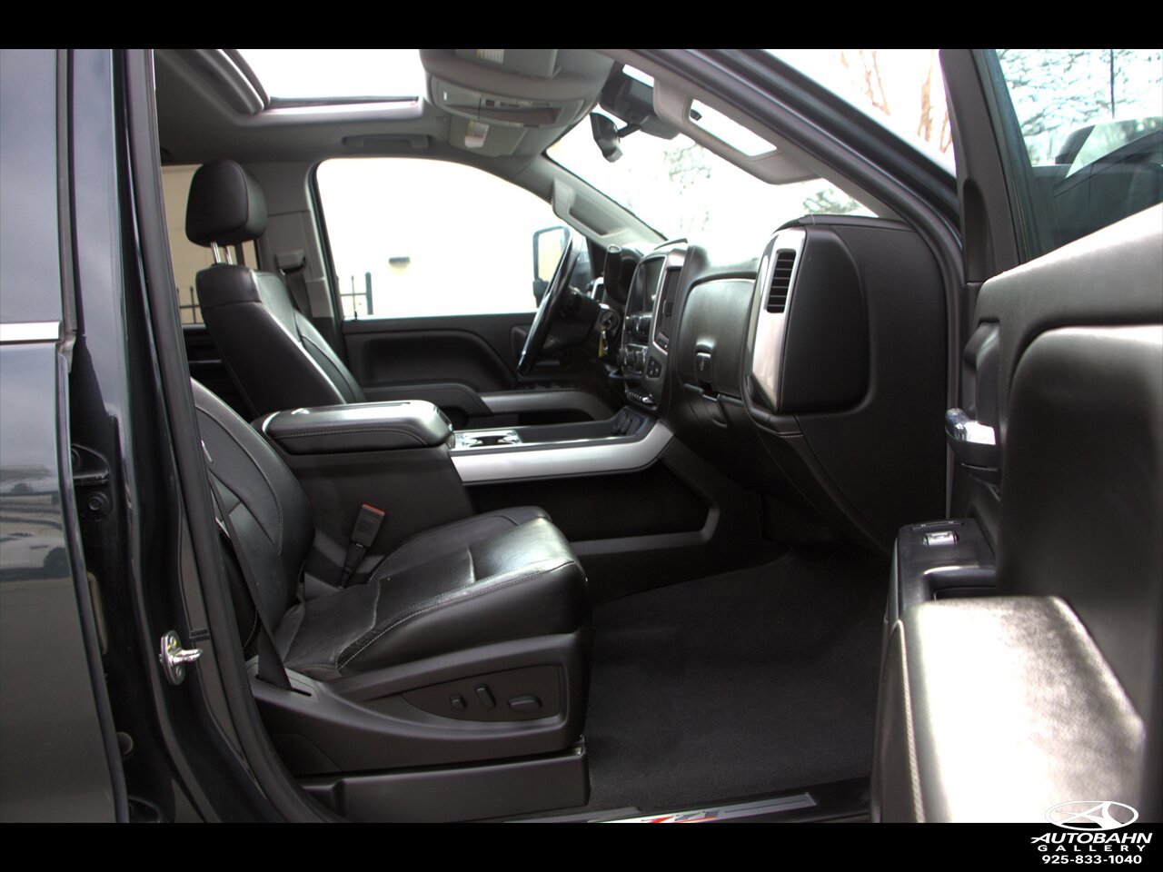 Used 2019 Chevrolet Silverado 2500 LTZ w/ Duramax Plus Package AWD/4WD image 34