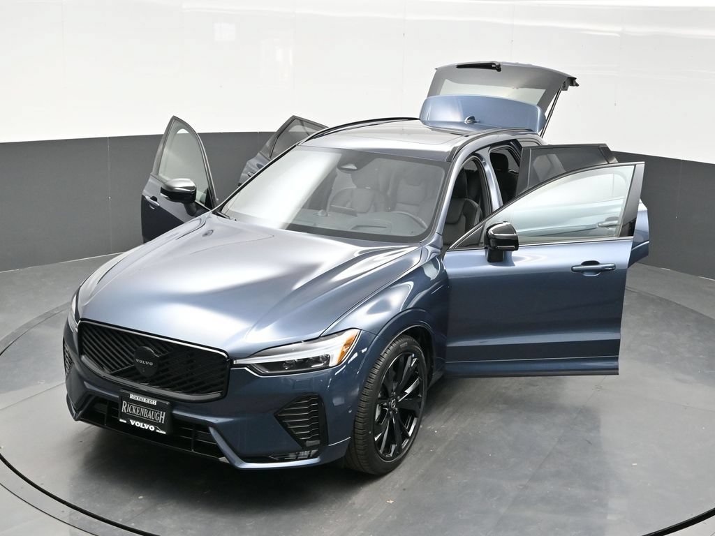 New 2026 Volvo XC60 B5 Ultra w/ Climate Package AWD/4WD image 39